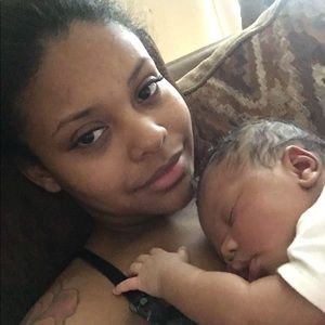 Meet your Posher, Camisha